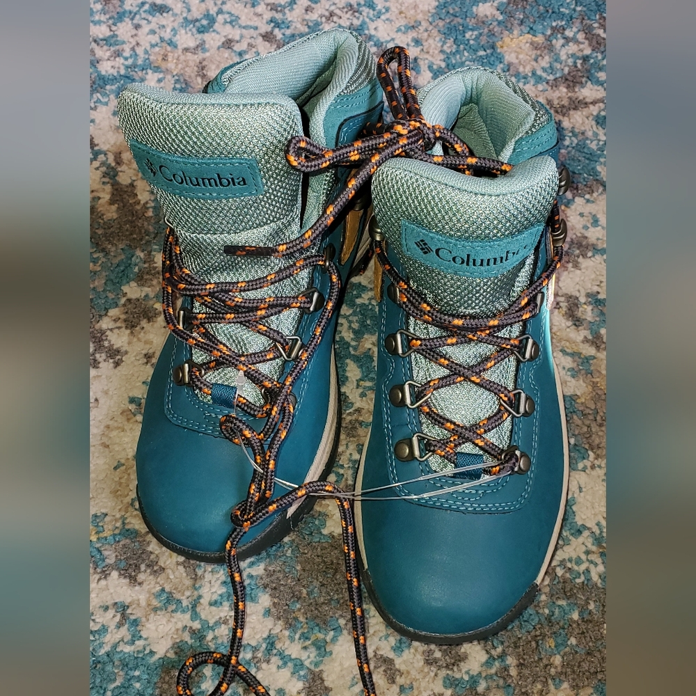 New Columbia Women's Newton Ridge Plus, Deep Wave/Dusty Green Size W/5.5 M/4 - Picture 3 of 7